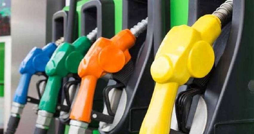 Petrol Diesel Price: पेट्रोल-डीजल के दामों में आज फिर हुई बढ़ोतरी, जानें क्या हैं आज के नए रेट Petrol Diesel Price: पेट्रोल-डीजल के दामों में आज फिर हुई बढ़ोतरी, जानें क्या हैं आज के नए रेट